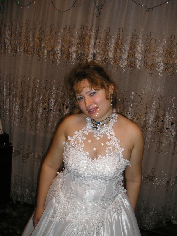 Пухлая баба в свадебном платье сосет фаллос 19 фото