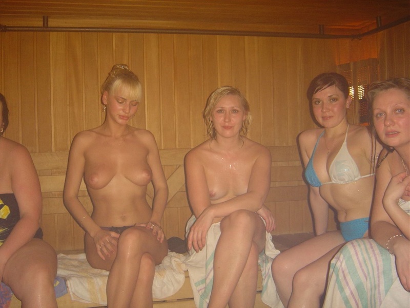 Женские засветы в бане фото